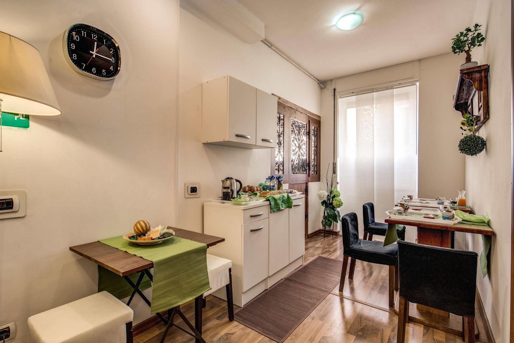 Trastevere Rooms Rome Exterior photo